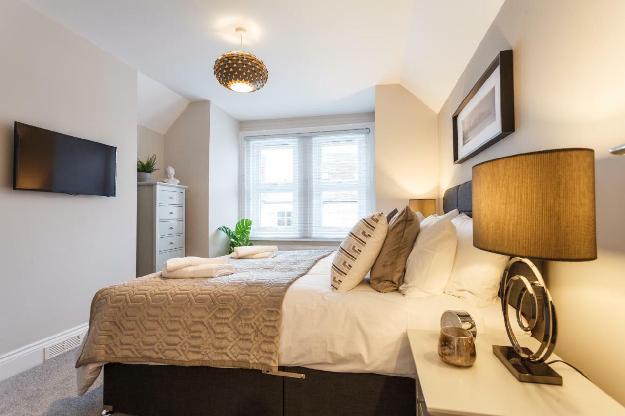 Stylish Town Centre House - 300Mbps, Parking & Sunny Decking Appartement Bournemouth Buitenkant foto