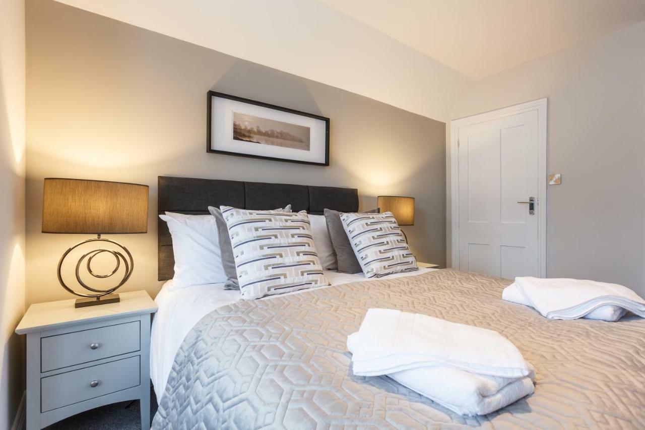 Stylish Town Centre House - 300Mbps, Parking & Sunny Decking Appartement Bournemouth Buitenkant foto